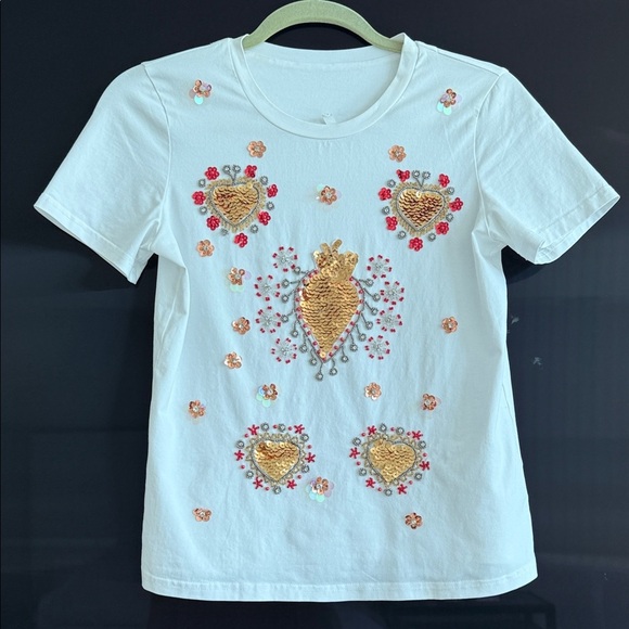 White T-Shirt with Gold and Red Embroidery Size S - Picture 3 of 13